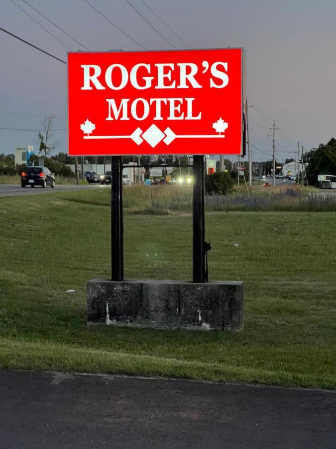 Rogers Motel Smiths Falls Εξωτερικό φωτογραφία