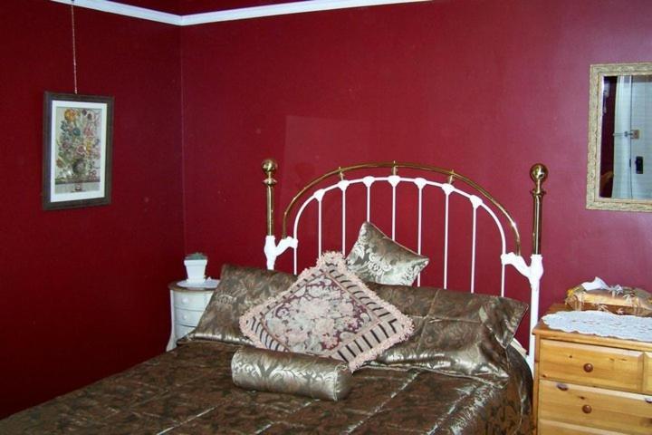 Rogers Motel Smiths Falls Δωμάτιο φωτογραφία
