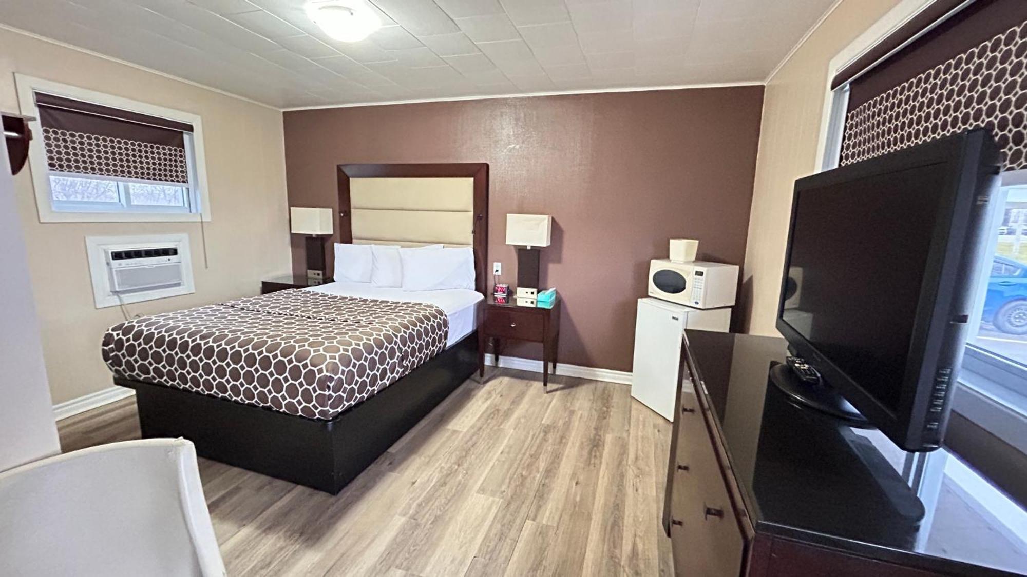 Rogers Motel Smiths Falls Εξωτερικό φωτογραφία