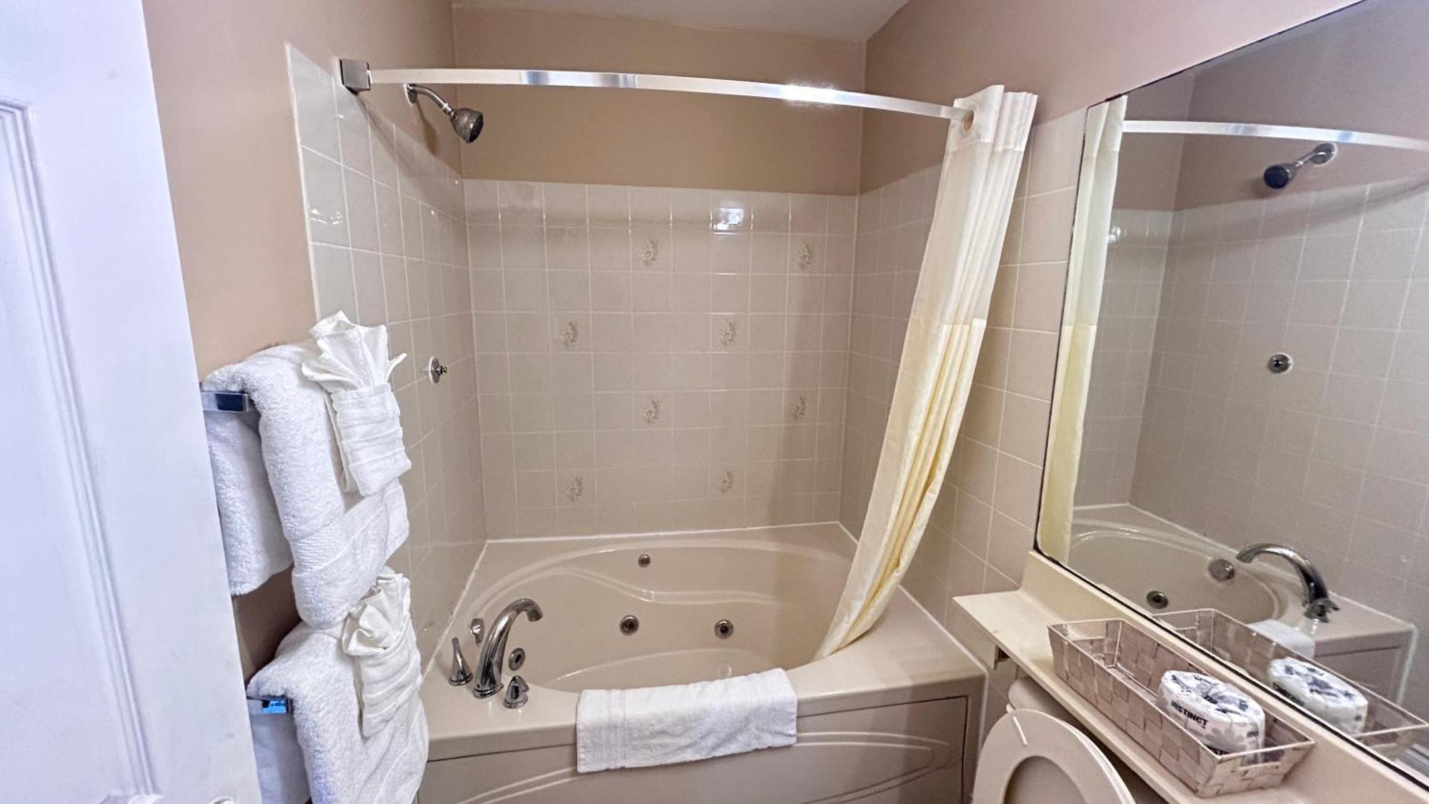 Rogers Motel Smiths Falls Εξωτερικό φωτογραφία